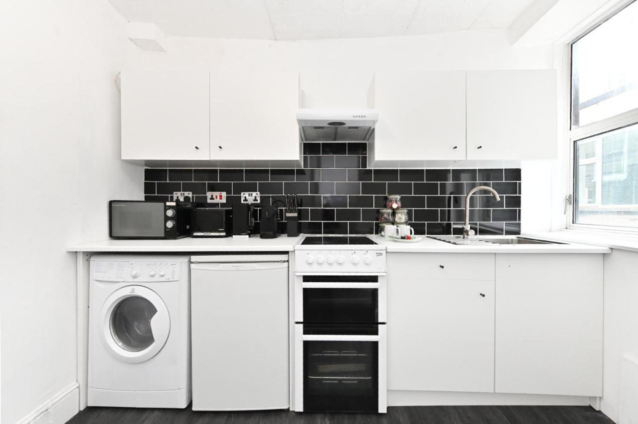 Covent Garden & Soho, Cosy & Cool, Spacious Apartment Londra Esterno foto